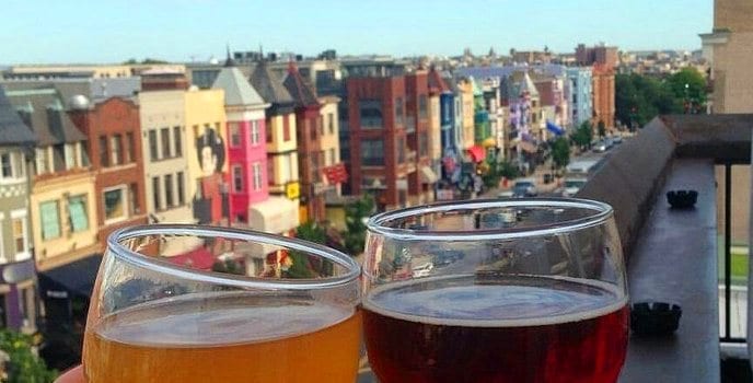 beers_overlooking_adams_morgan_at_roofers_union