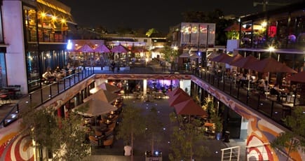 patio bellavista night