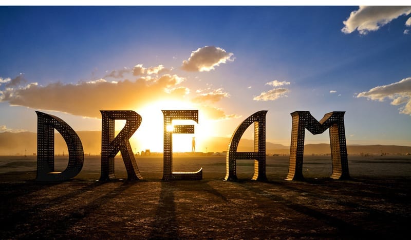 Dream by Laura Kimpton built by Jeff Schomberg 2015 Photo by Philippe Glade