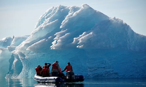 150_skiff_iceberg