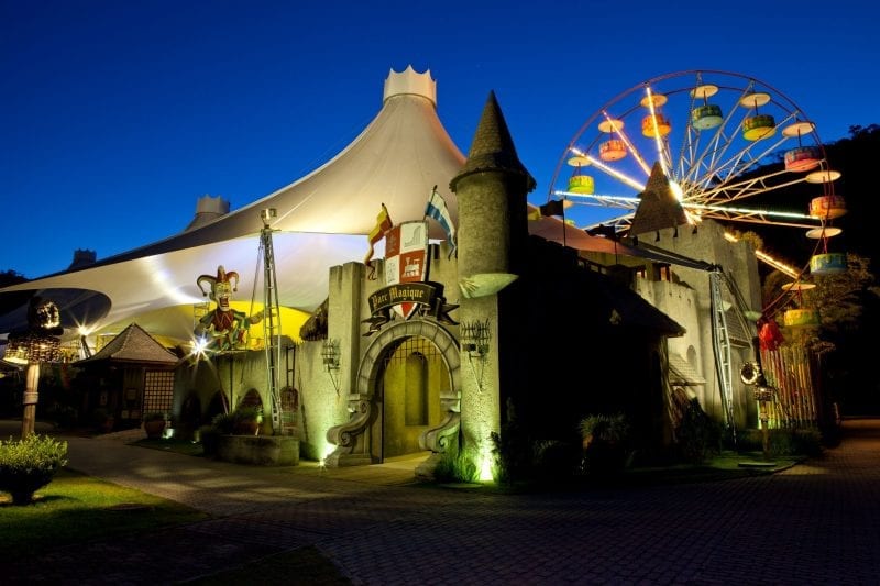 parque-magique_divulgacao_le-canton_noite