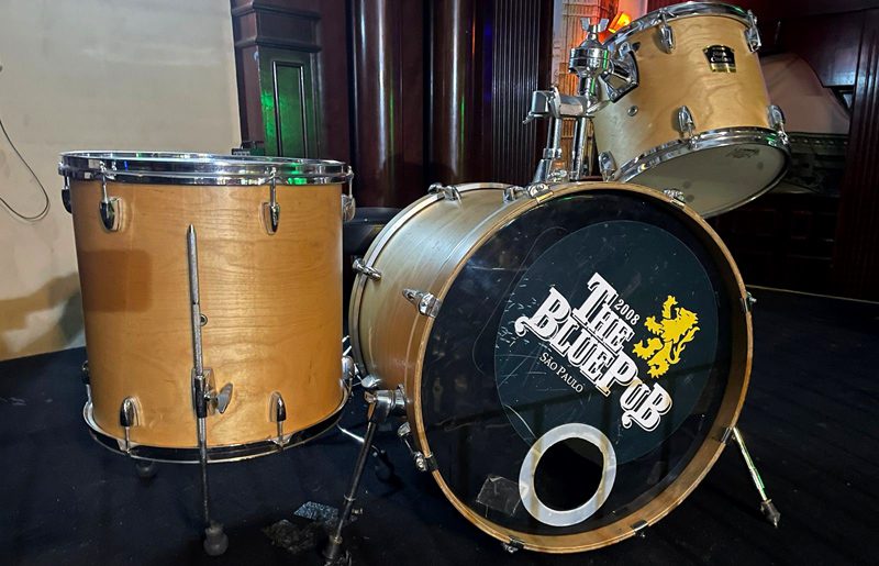 Carnaval com muito rock and roll no The Blue Pub