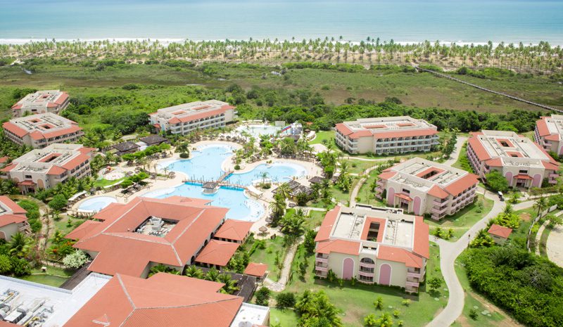 Vista aérea do Grand Palladium Imbassaí