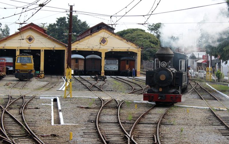 Maria-Fumaça na Estrada de Ferro