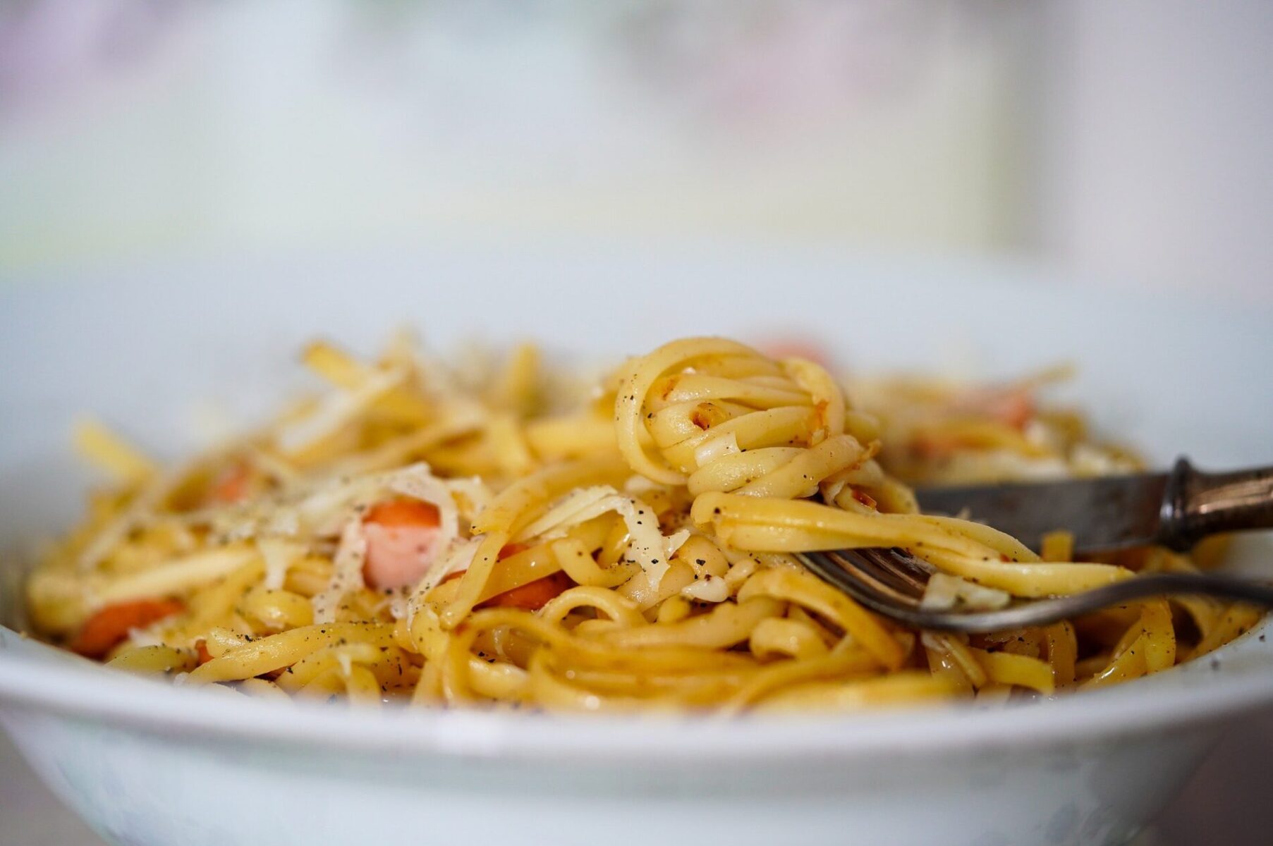 linguini de camarão