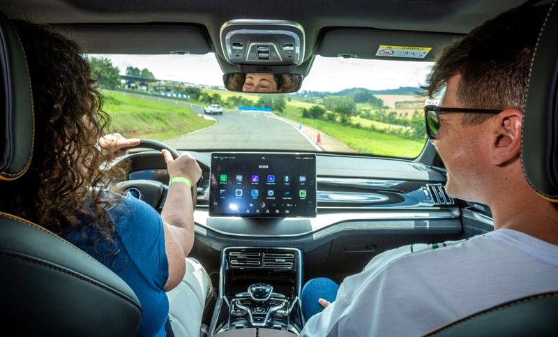 Electric Experience bate recordes de público, veículos e test drives