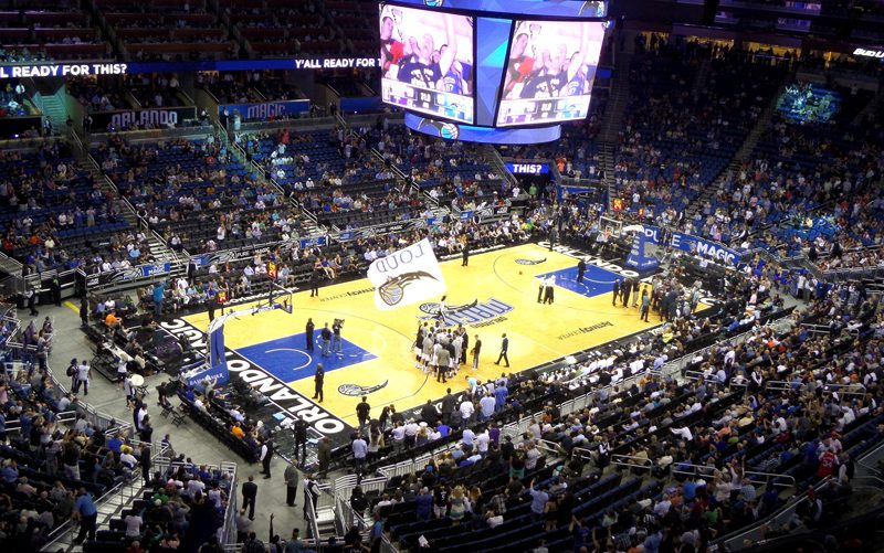 Amway Center em dia de jogo do Orlando Magic
