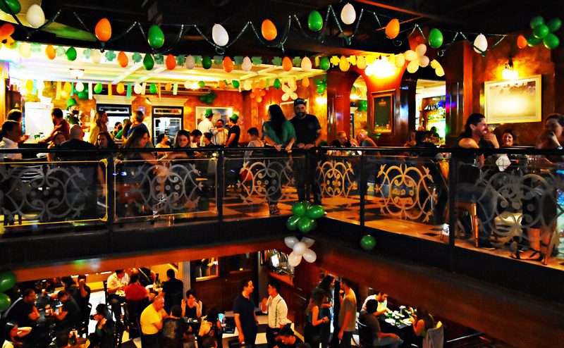 St. Patrick´s no The Blue Pub terá chope verde e muito mais