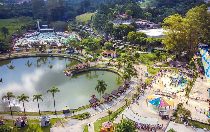 Thermas da Mata comemora aniversário de Cotia (SP)