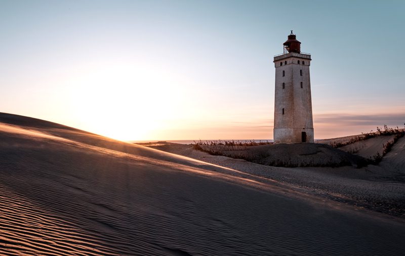 Farol Rubjerg Knude Fyr na Dinamarca