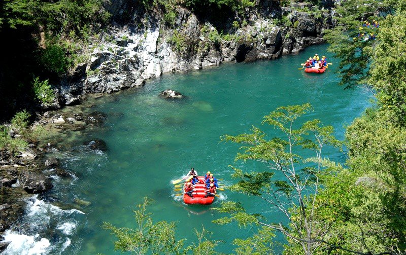 Natureza, aventura e sol marcam primavera em Bariloche