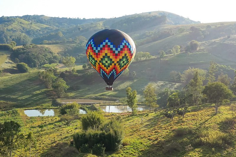 Voo de balão em socorro