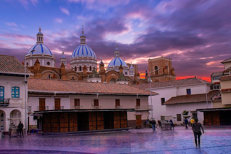 Catedral Nueva em Cuenca no Equador