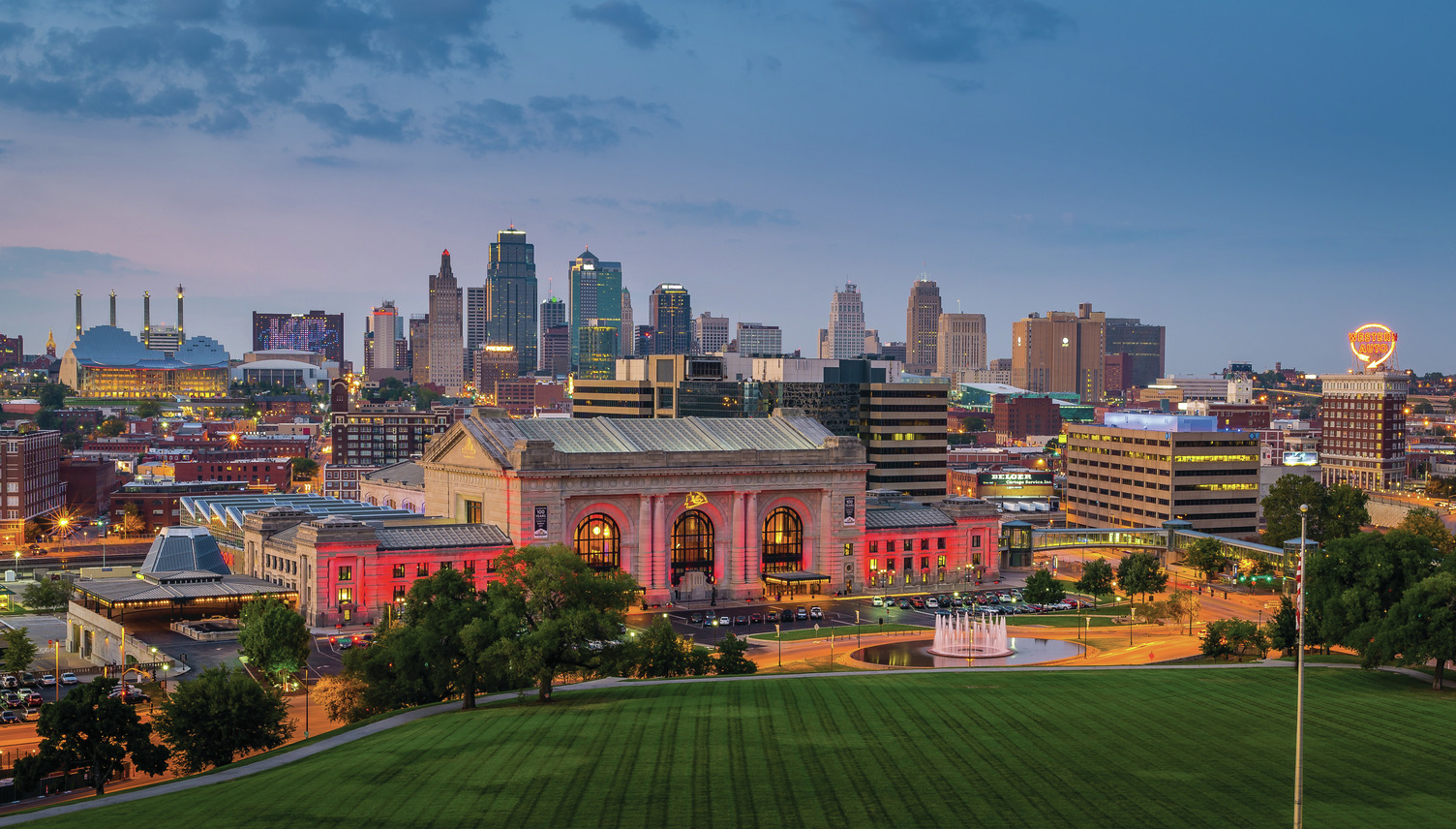 Kansas City: Union Station Skyline