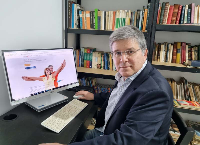 Airton gontow criador do site Coroa Metade