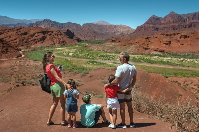 Salta aposta no mercado brasileiro com voo direto de Florianópolis
