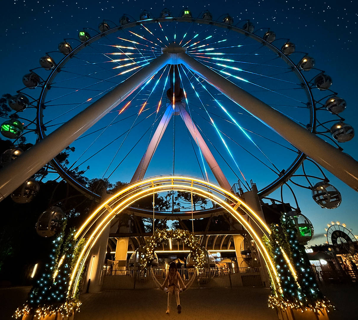 Roda Canela: Luzes de Natal transformam noites na Serra Gaúcha
