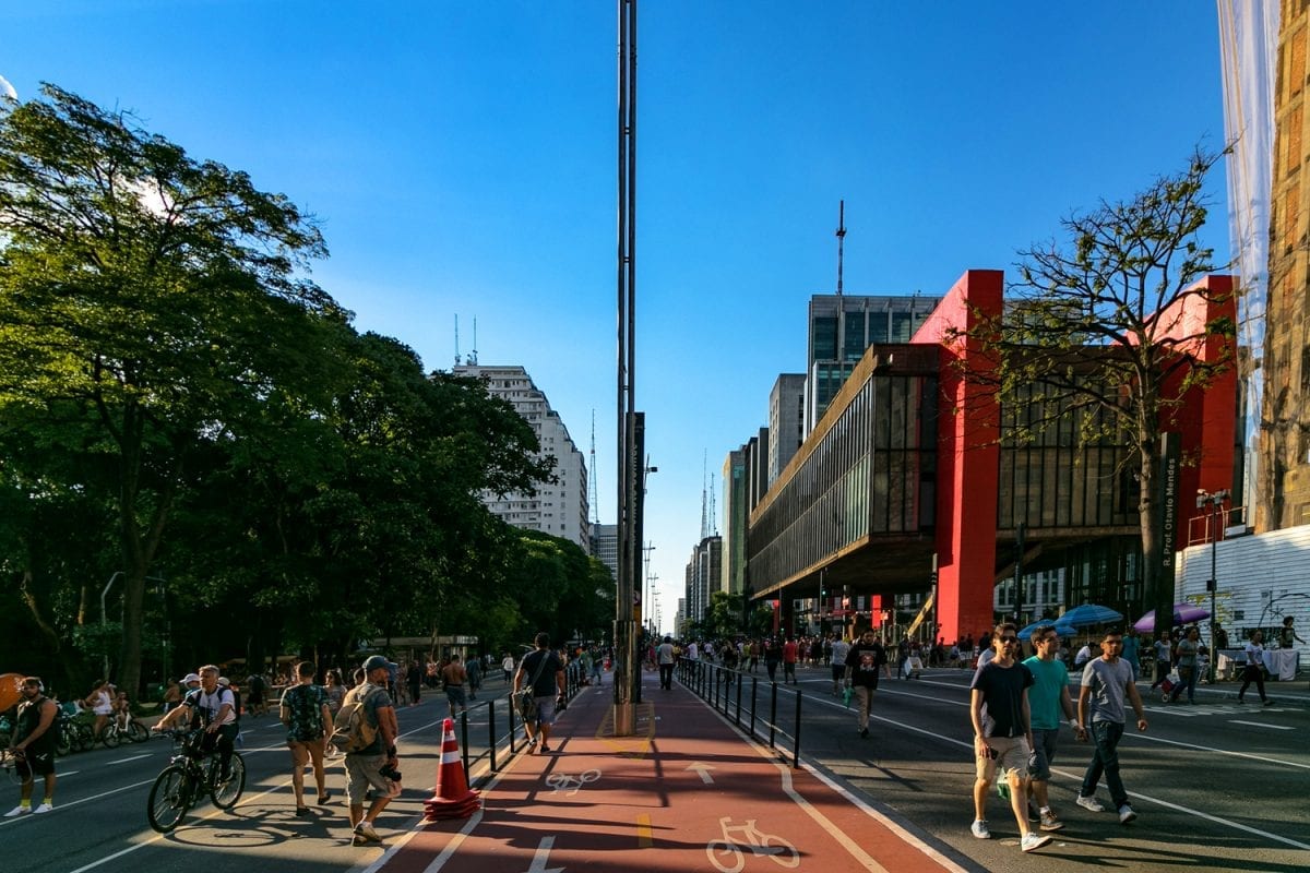 Avenida Paulista fechada aos domingos para o público