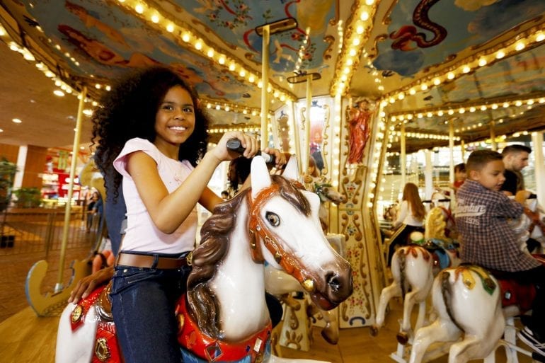 Playcenter Family garante diversão entre pais e filhos nas férias