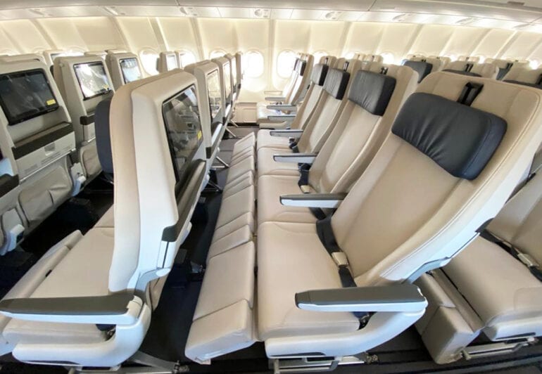 Azul implementa SkySofa em seu Airbus A330900neo