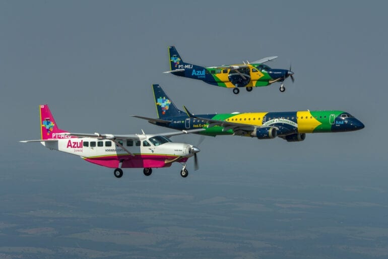 Chegam novos aviões da Azul com pinturas da bandeira do Brasil