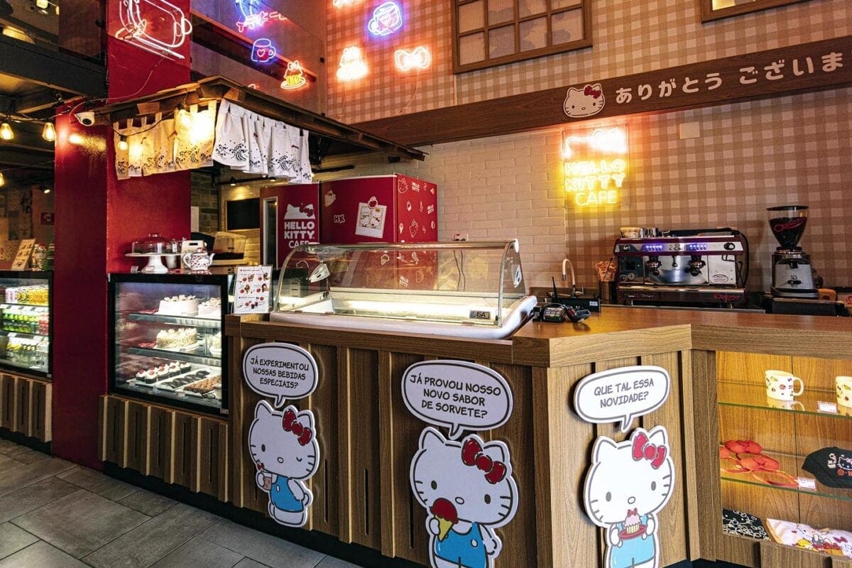 Eat Asia + Hello Kitty Cafe Hello Kitty 005 — Travelpedia