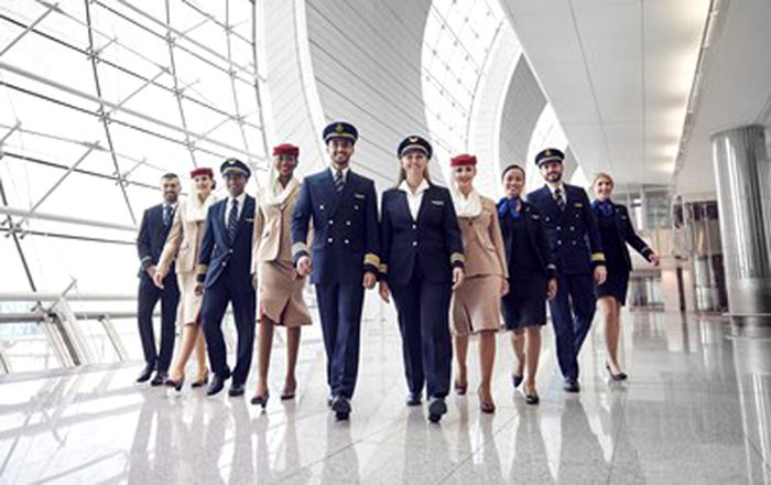 Tripulantes da United Airlines e Emirates