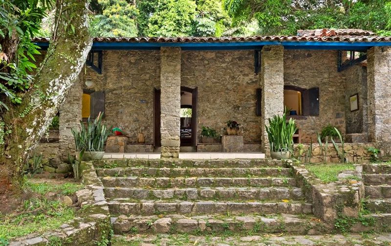 Casa de Pedra na Vila Siriúba