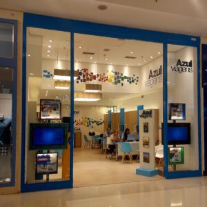 Azul Viagens inaugura loja no Shopping Granja Vianna