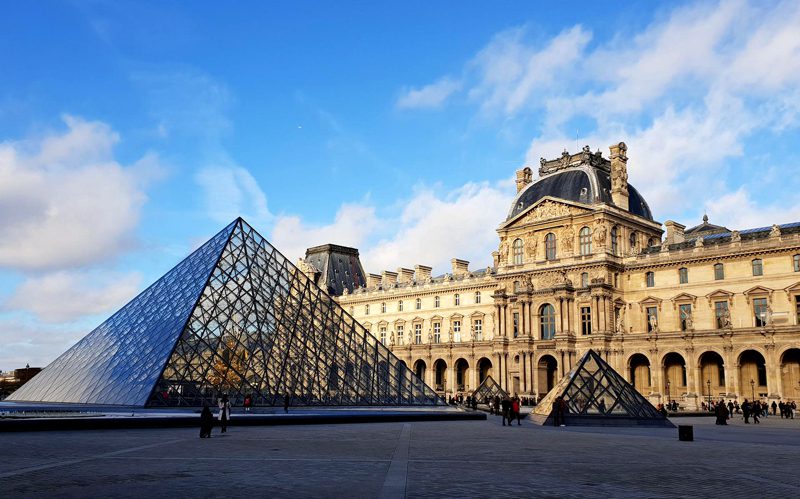 Museu do Louvre