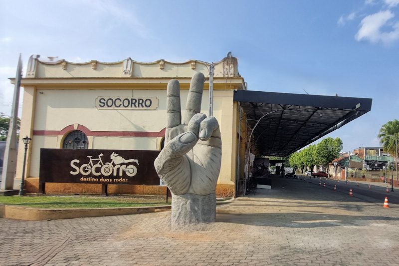 Monumento Rota Biker 12 em Socorro