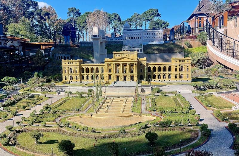 Mini Mundo: parque oferece experiência inesquecível em Gramado