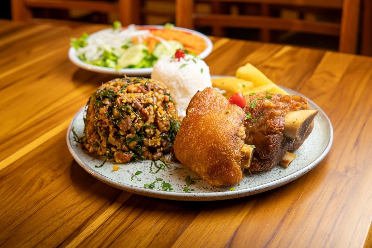 Espetaria Santo Antônio Grill: boa gastronomia e música ao vivo