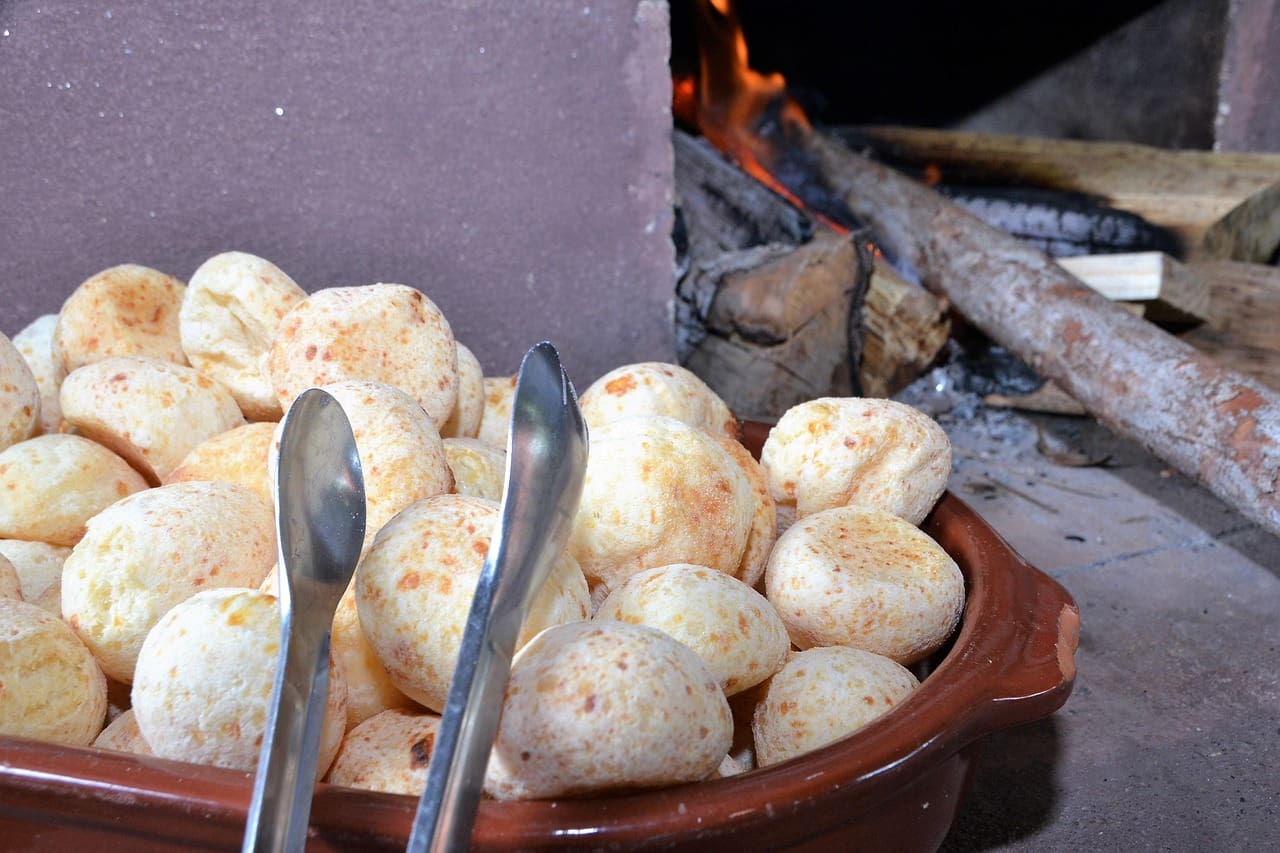 De Minas para o mundo: pão de queijo conquista paladares