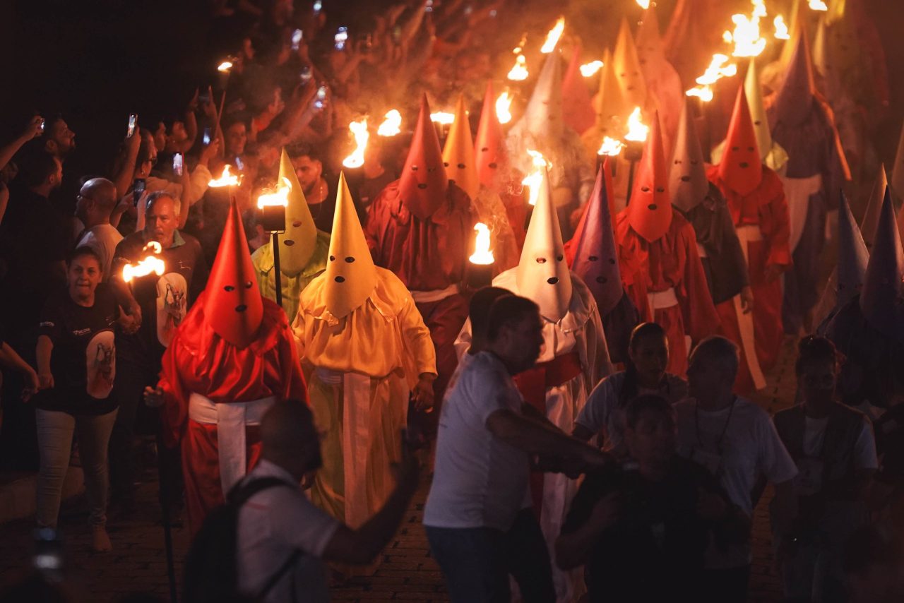 Procissão do Fogaréu celebra fé, cultura e tradição secular