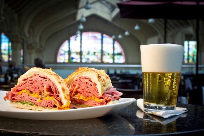 Bar Mortadela Brasil lança pacote para confraternizações