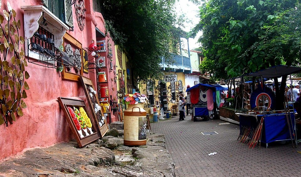 Embu das Artes na Grande São Paulo