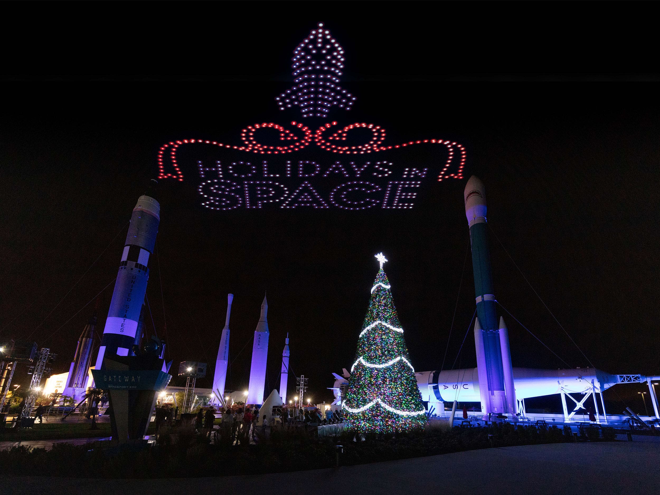 Natal com show de drones no Kennedy Space Center