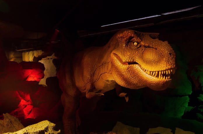 Vale dos Dinossauros estreia em Campos do Jordão