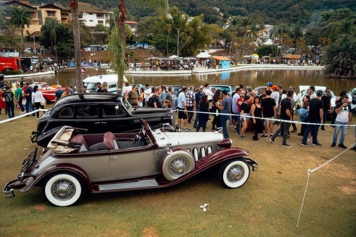 Águas de Lindóia volta a receber o maior encontro de autos antigos