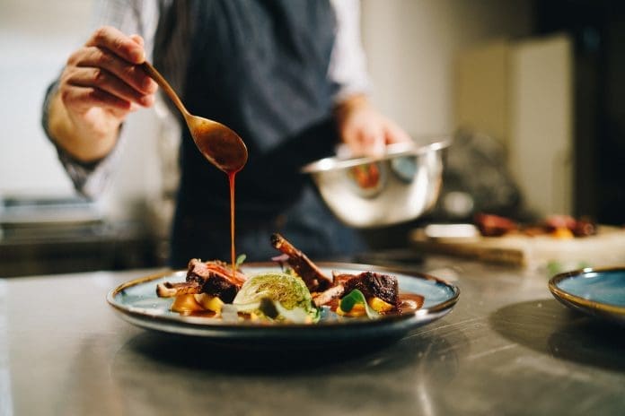 Ilhas Cayman consolidam liderança gastronômica no Caribe