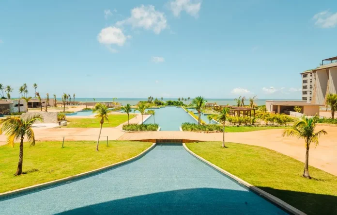 Tauá inaugura resort litorâneo e amplia presença no Nordeste